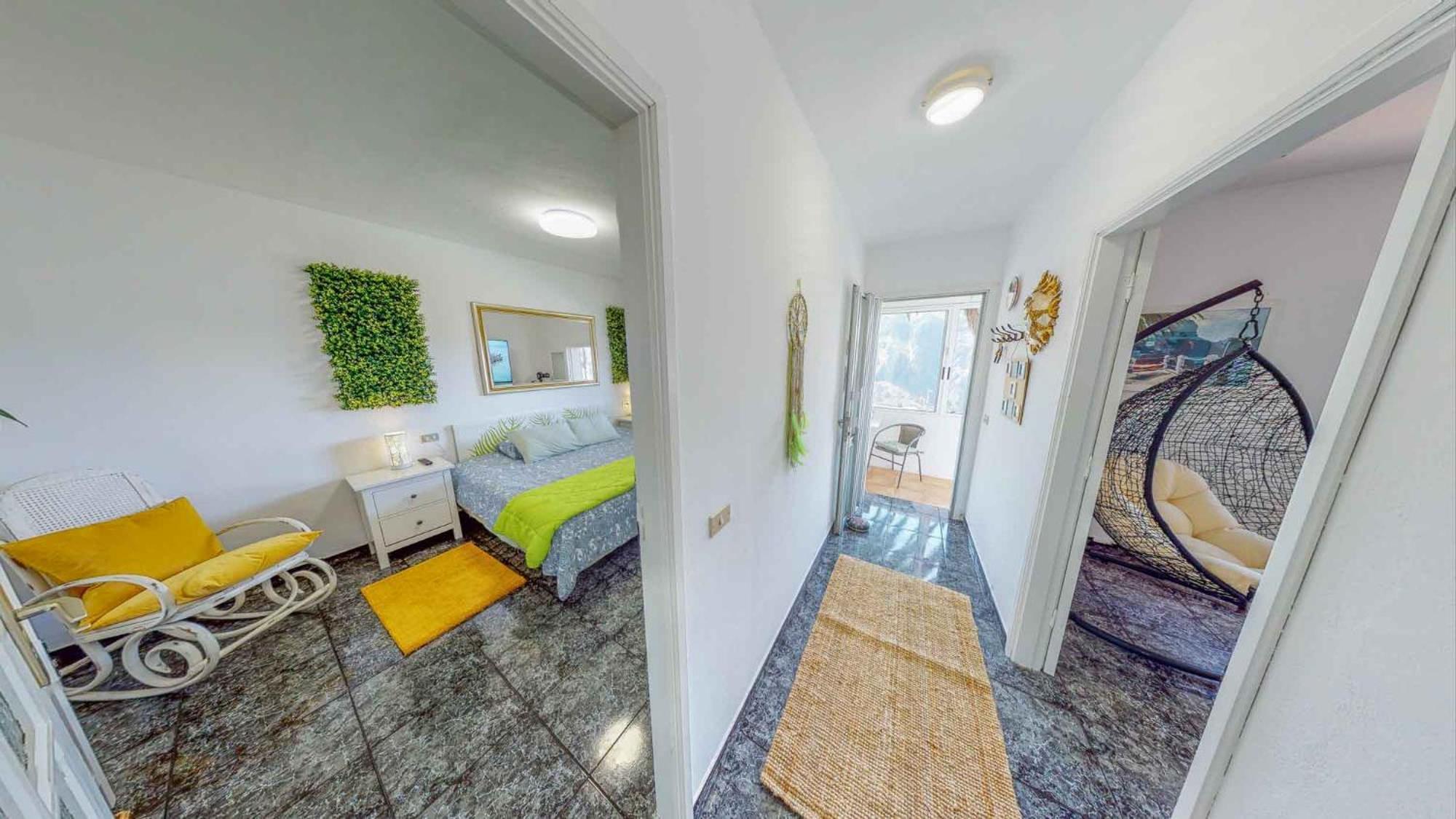 Sweet Home Masca Quarto foto
